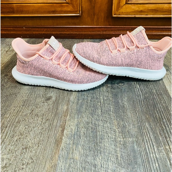 🎉SALE🎉Adidas Tubular Shadow sneakers - Picture 2 of 9